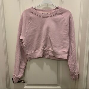 baby pink aritzia (tna) cropped sweatshirt